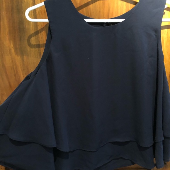 PERFECT SUMMER TOP - Picture 3 of 3